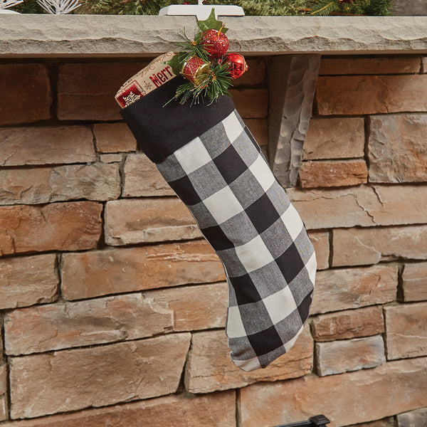 WICKLOW CHECK STOCKING - BLACK & CREAM