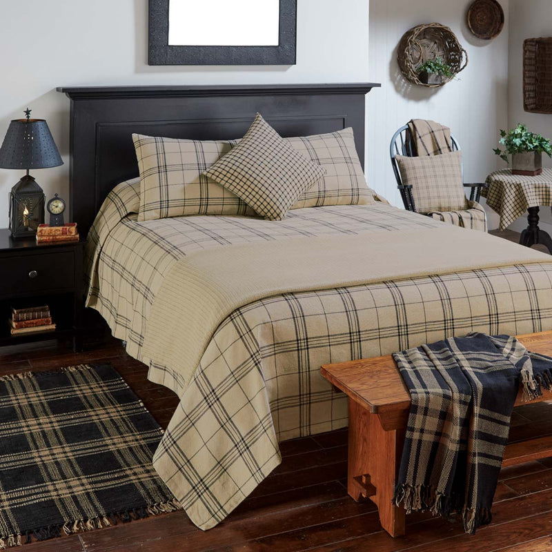 FIELDSTONE PLAID QUEEN BEDSPREAD - BLACK