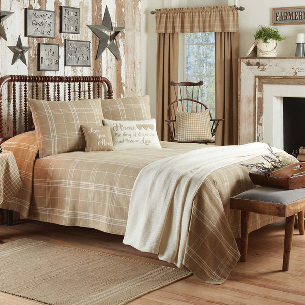 FIELDSTONE PLAID QUEEN BEDSPREAD - CREAM